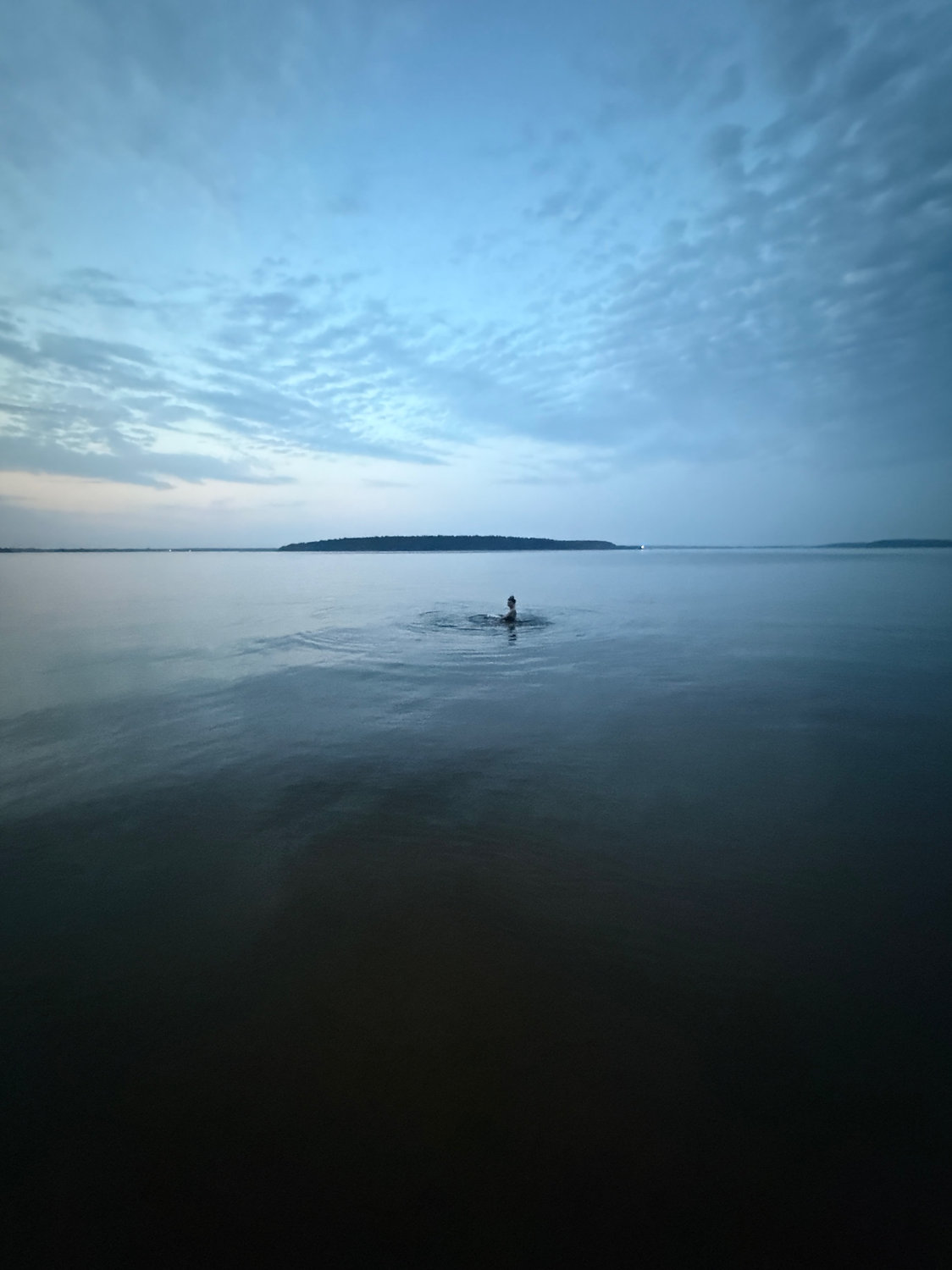 Единение с безбрежными водами Селигера