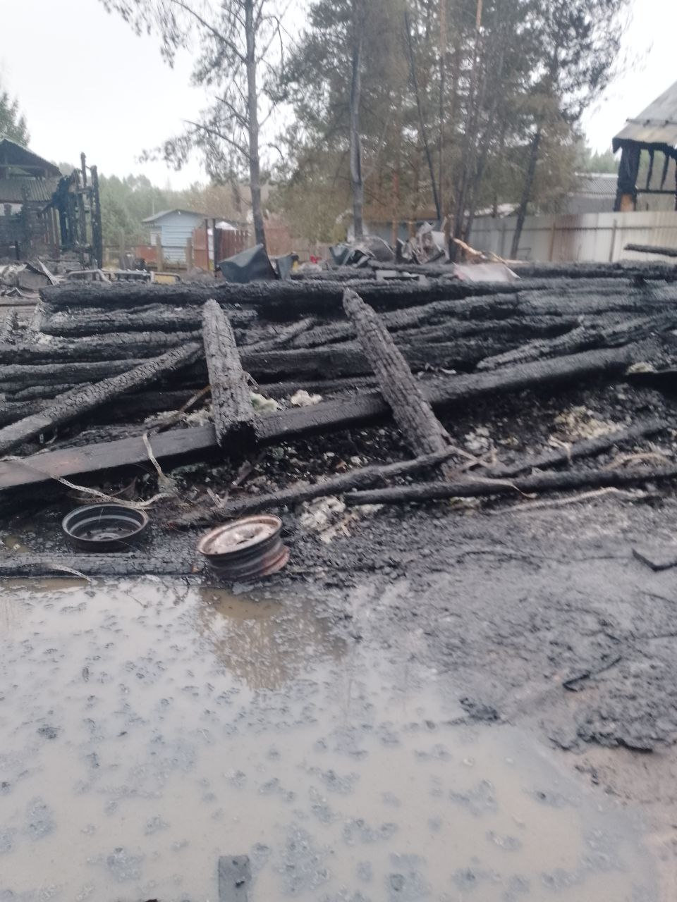 После огня — тишина и пепел