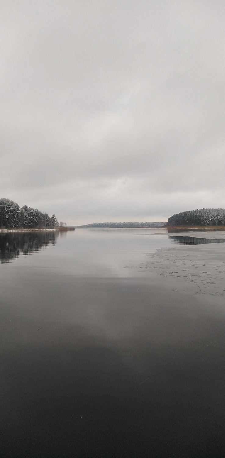 Тишина между берегами