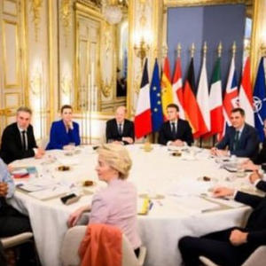 Пикейные жилеты