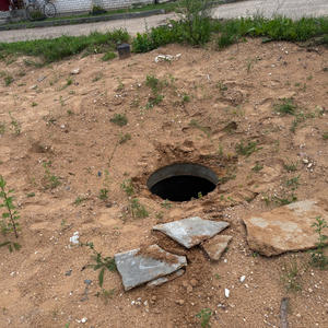 Ребёнок провалился в люк на стройплощадке в Селижарово