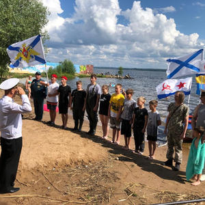 Юные водно-моторники и юнармейцы провели заезд в День ВМФ