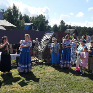 Первый в истории День села прошёл в Заборках: праздник с песнями, мастер-классом и интерактивной выставкой