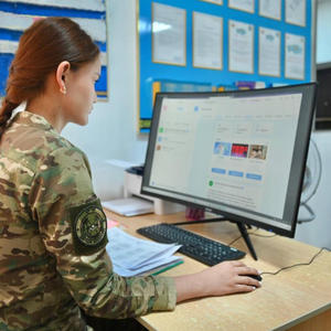 Пикейные жилеты