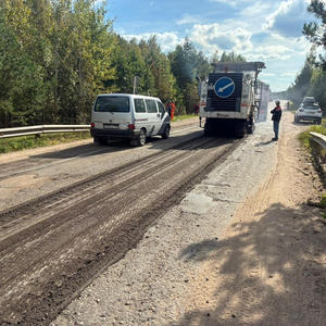 «Осташковское ДРСУ» начало ремонт подъездов к мосту у деревни Верхние Котицы
