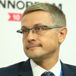 Пикейные жилеты