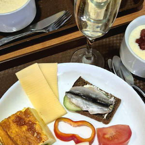 Вкуснотень