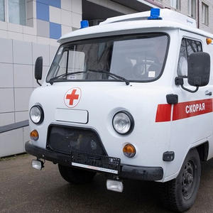 Осташковской ЦРБ передали новый автомобиль скорой помощи