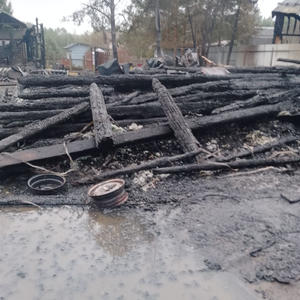 Два дома сгорели дотла в деревне Никола-Рожок на Селигере