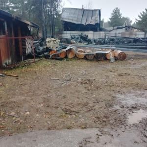 Два дома сгорели дотла в деревне Никола-Рожок на Селигере