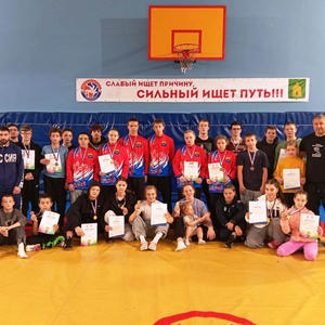 Осташковские борцы завоевали 10 золотых медалей на соревнованиях в Калязине