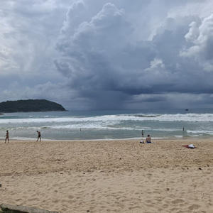 Пикейные жилеты