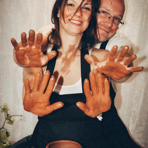 Подполковник из Осташкова раскрывает творческий потенциал в мастерской деревни Иванова Гора