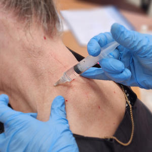 Специалисты московской клиники провели медицинские консультации в монастыре на Селигере