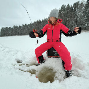 Первая рыба зимы — и улыбка до ушей