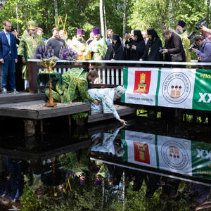 На истоке Волги в Волговерховье стартовал XXVII Волжский крестный ход