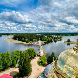 С высоты купола — весь Селигер как на ладони