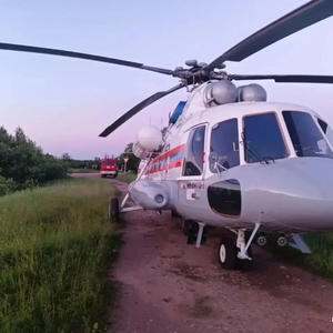 Вертолёт МЧС экстренно доставил ребёнка из Осташкова в Тверь