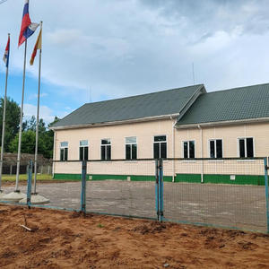 В Мошарово ремонтируют подъездной путь и территорию школы